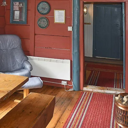 Holiday home Hjalmarhytta